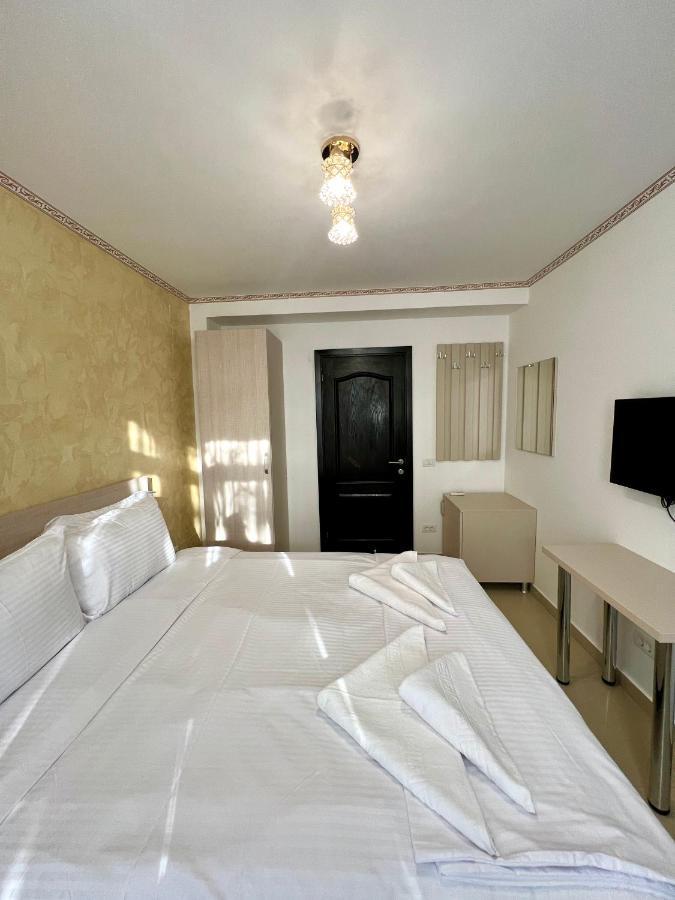 Hotel Marina 2 Βουκουρέστι Εξωτερικό φωτογραφία
