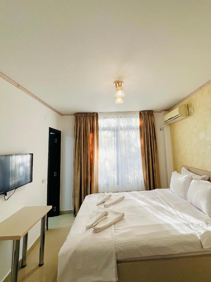 Hotel Marina 2 Βουκουρέστι Εξωτερικό φωτογραφία