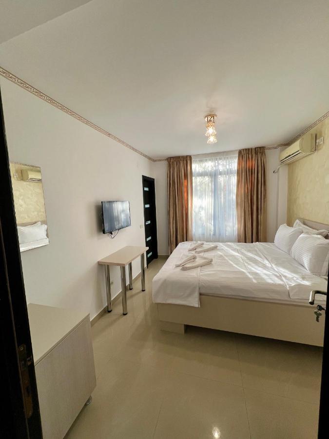 Hotel Marina 2 Βουκουρέστι Εξωτερικό φωτογραφία