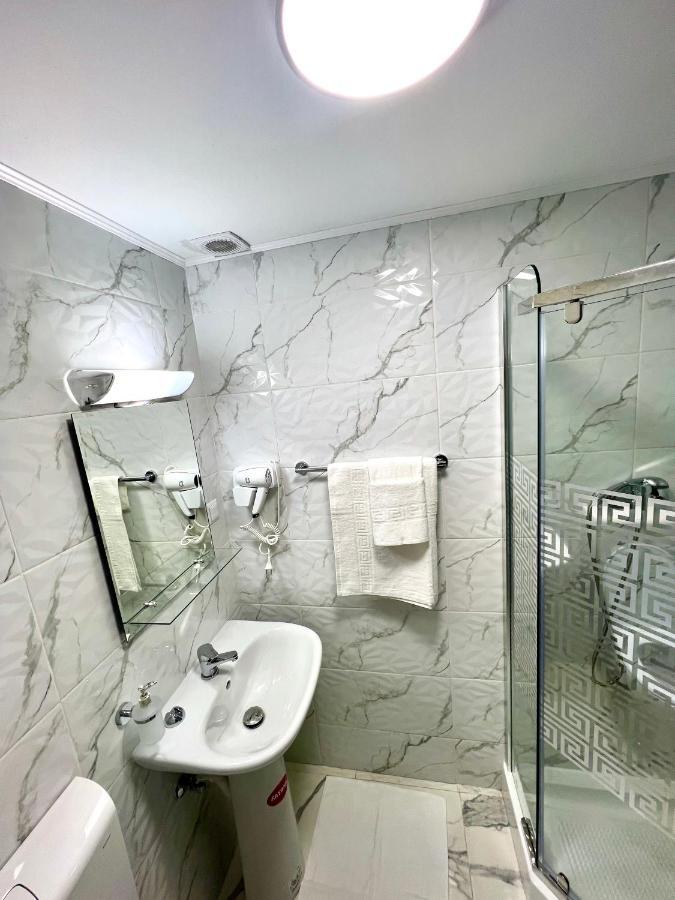 Hotel Marina 2 Βουκουρέστι Εξωτερικό φωτογραφία