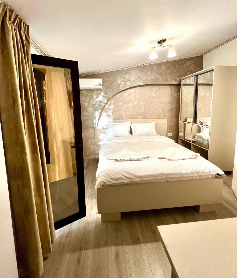 Hotel Marina 2 Βουκουρέστι Εξωτερικό φωτογραφία