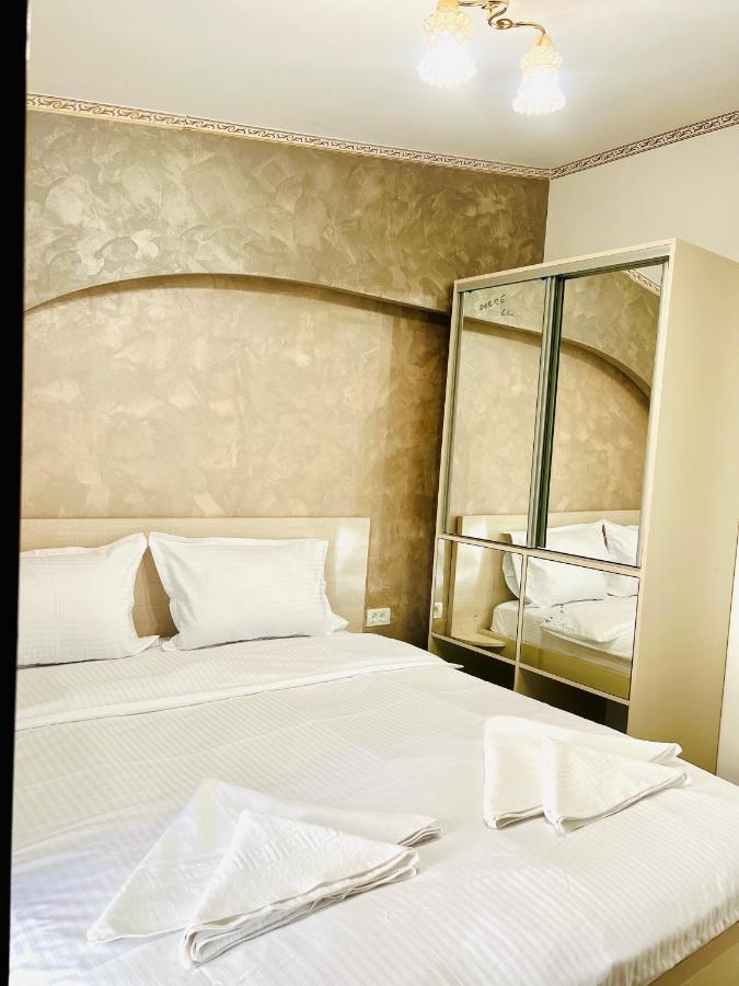 Hotel Marina 2 Βουκουρέστι Εξωτερικό φωτογραφία
