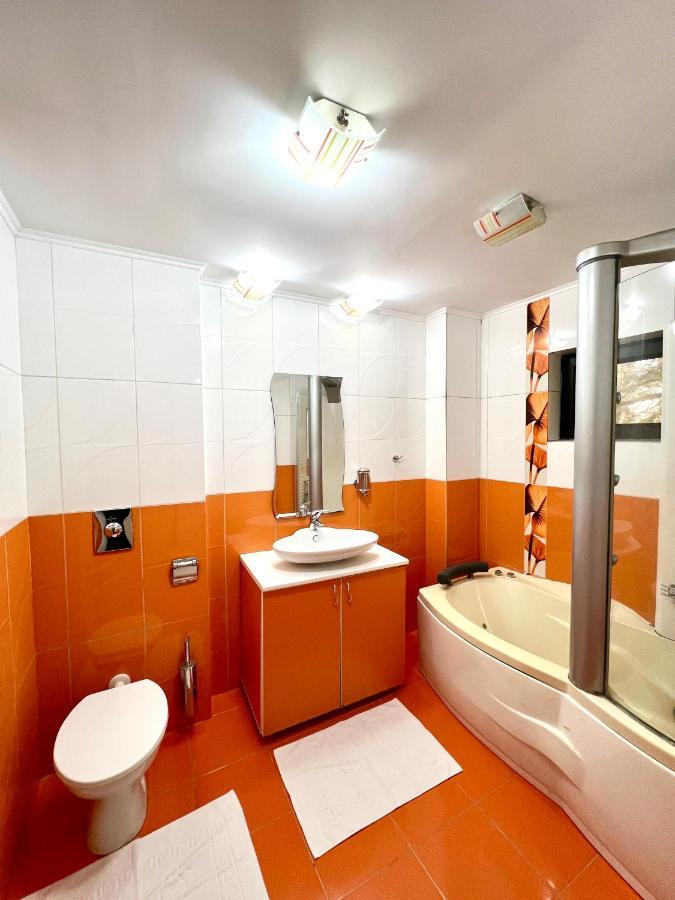 Hotel Marina 2 Βουκουρέστι Εξωτερικό φωτογραφία