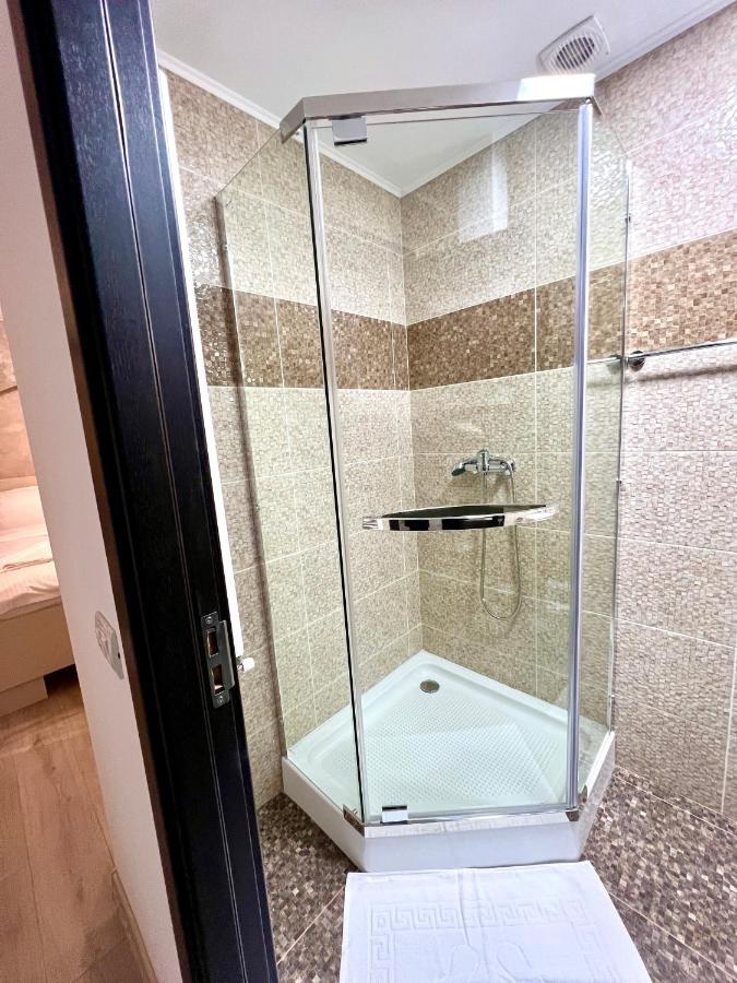 Hotel Marina 2 Βουκουρέστι Εξωτερικό φωτογραφία