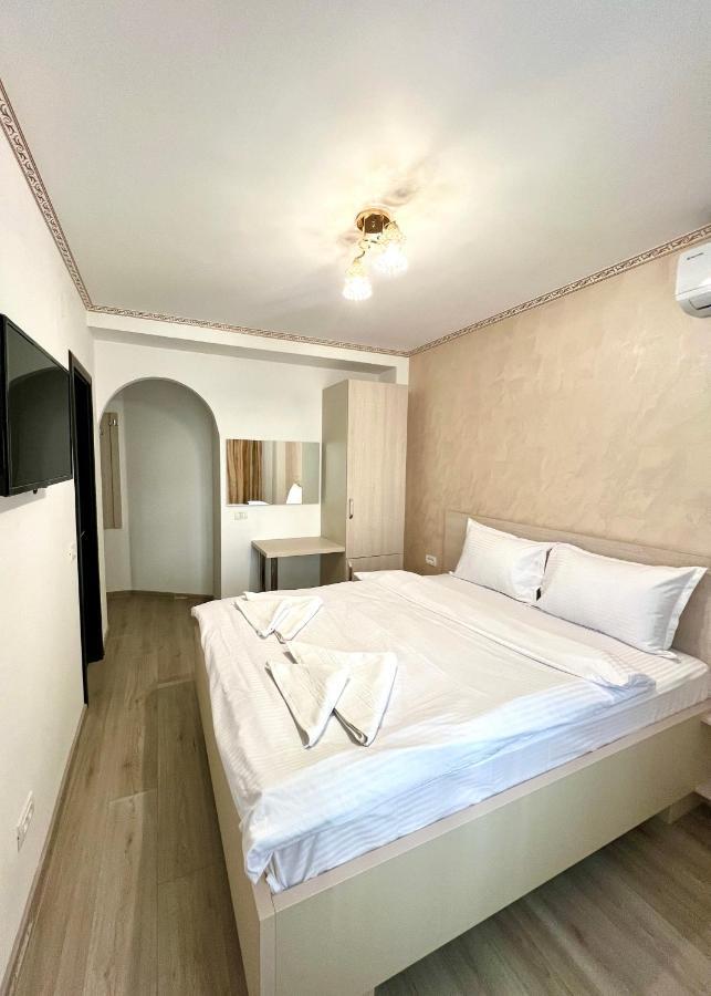 Hotel Marina 2 Βουκουρέστι Εξωτερικό φωτογραφία